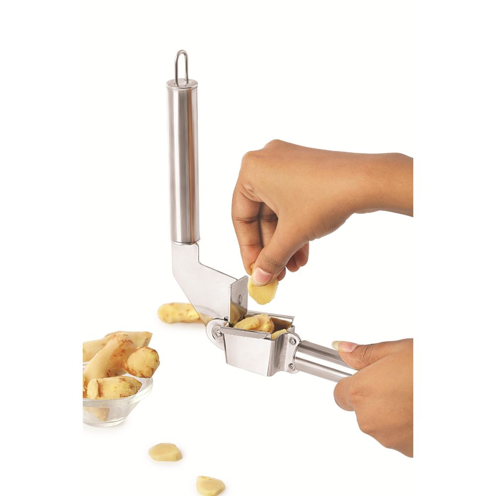 HAZEL Stainless Steel Garlic / Ginger Hand Presser, Crusher, Masher Kitchen Tool, Silver