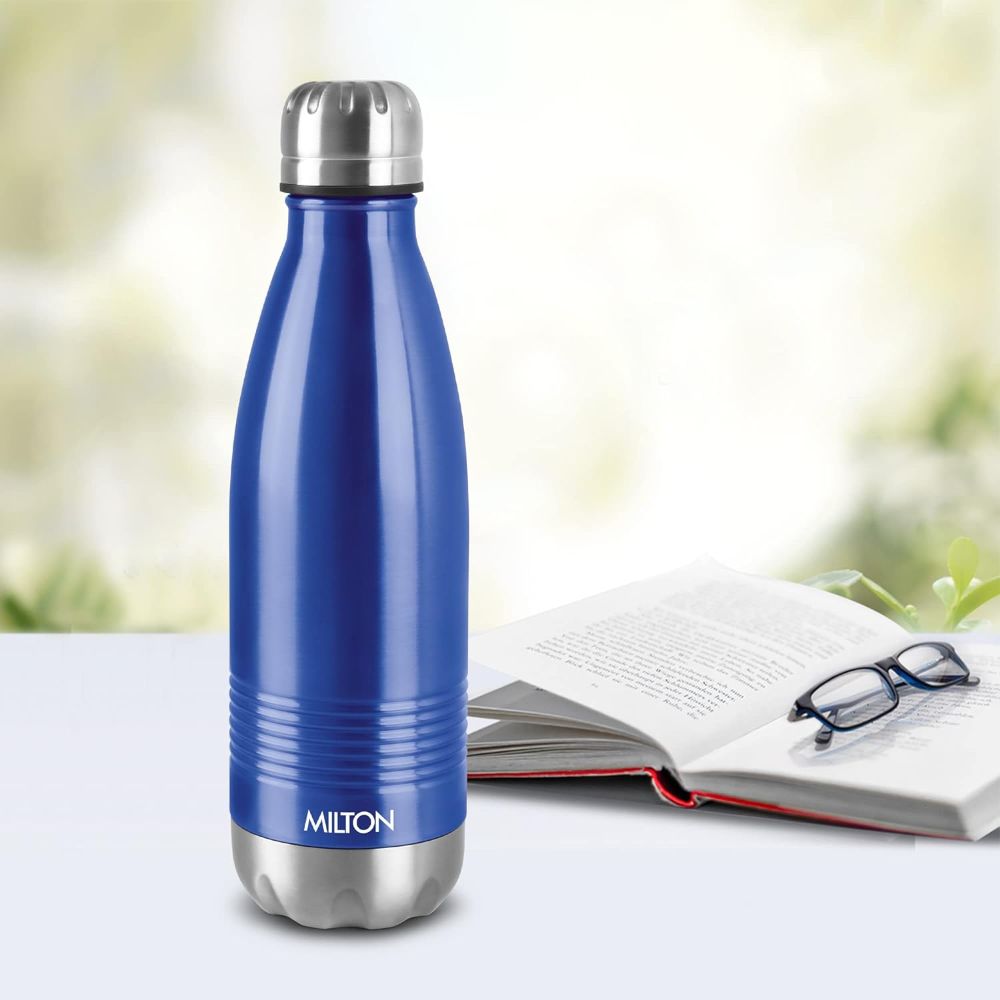 Milton Duo DLX 750 Thermosteel 24 Hours Hot and Cold Water Bottle, 1 Piece, 700 ml, Blue | Leak Proof | Office Bottle | Gym | Home | Kitchen | Hiking | Trekking | Travel Bottle