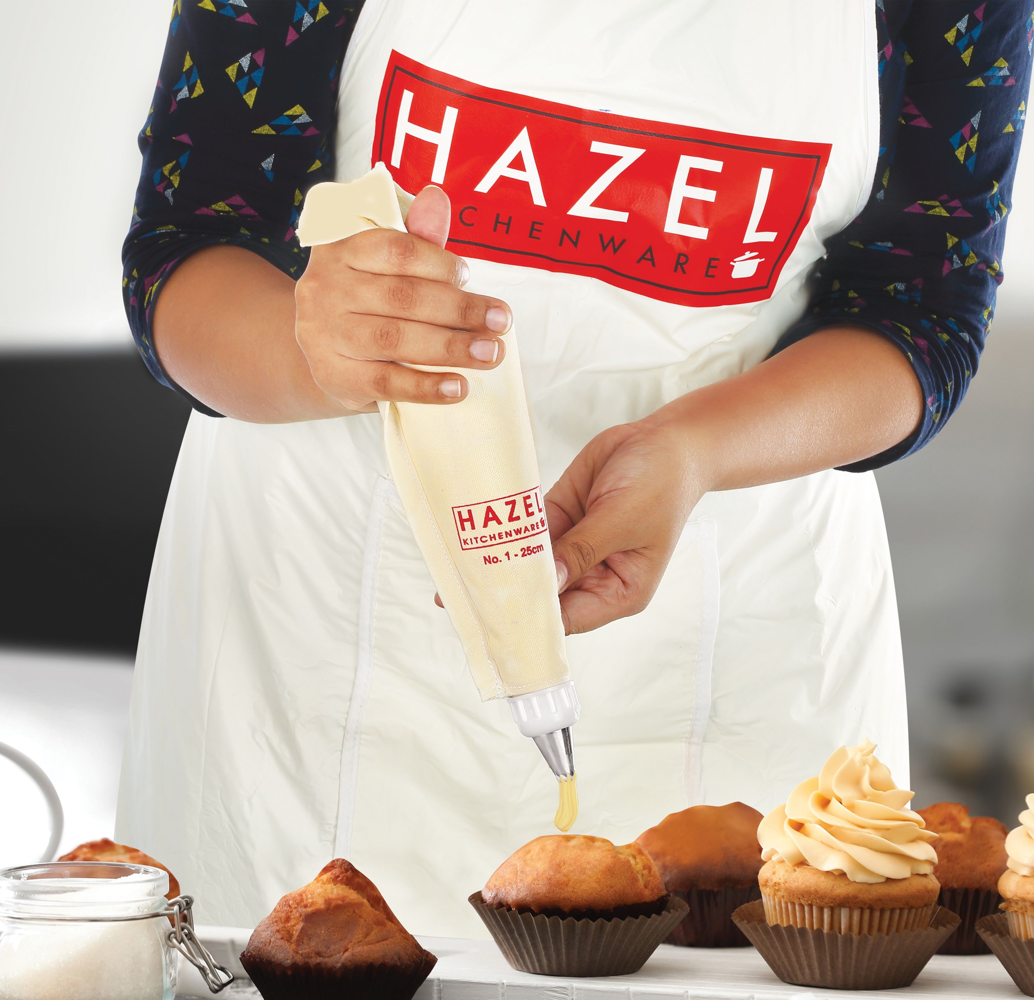 HAZEL Piping Bag For Cake Decorating | Reusable Froasting Bag For Pastry/Cupcake, Big Size 35 cm, White