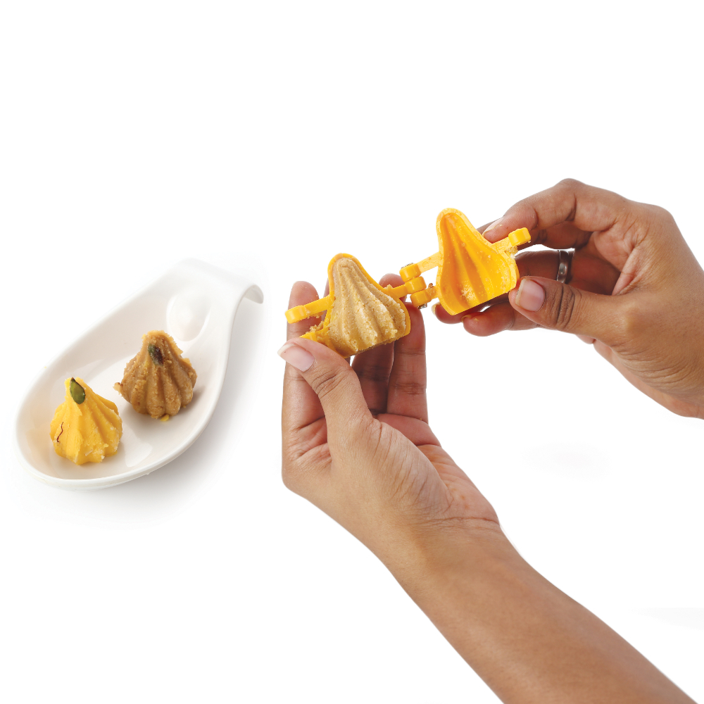 DS Plastic 6 Pcs Modak Sweet Mithai Chocolate Mould Sancha Sacha with Strip Mould Combo, Set of 7