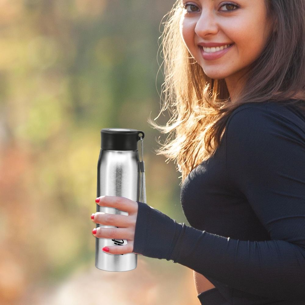 Milton Handy 650 18/8 Stainless Steel Fridge Water Bottle 690 ml, Silver