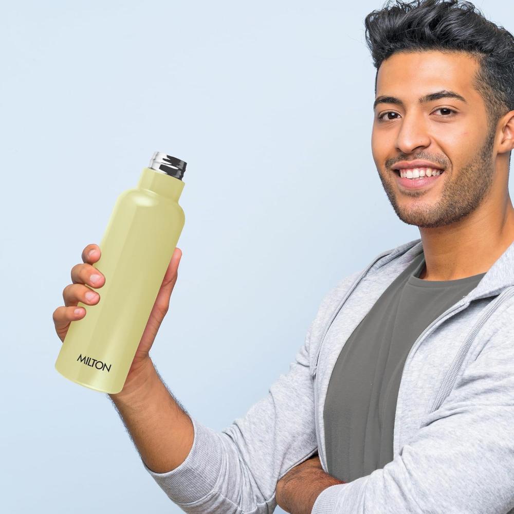 Milton Felice 900 Thermosteel Water Bottle 715 ml, 24 Hr Hot and Cold I Leak Proof Lid, ISI Certified I Vacuum Insulated I for Office, Gym, School I Ivory