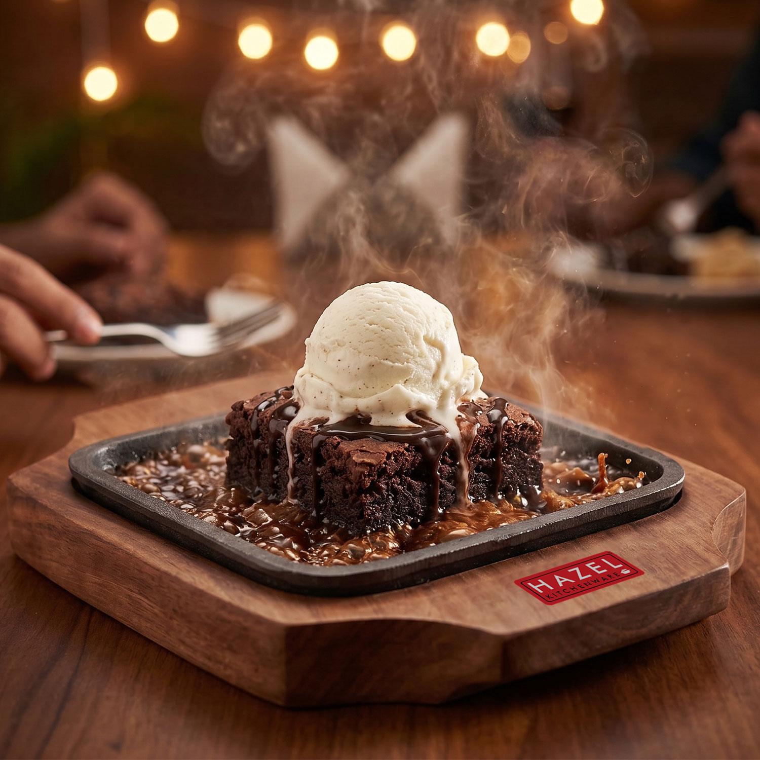 HAZEL Sizzling Brownie Plate / Tray With Wooden Base Square 5 Inch