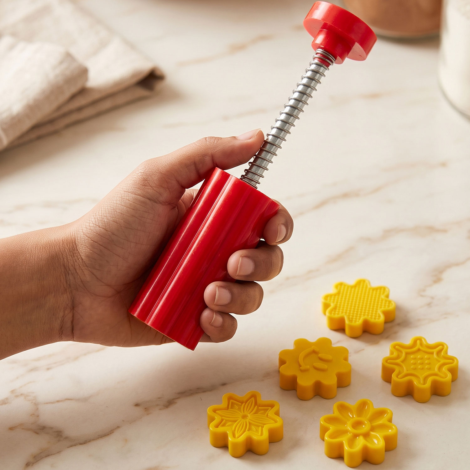 DS Flower Sweet Cutter, Multicolour Peda Mold