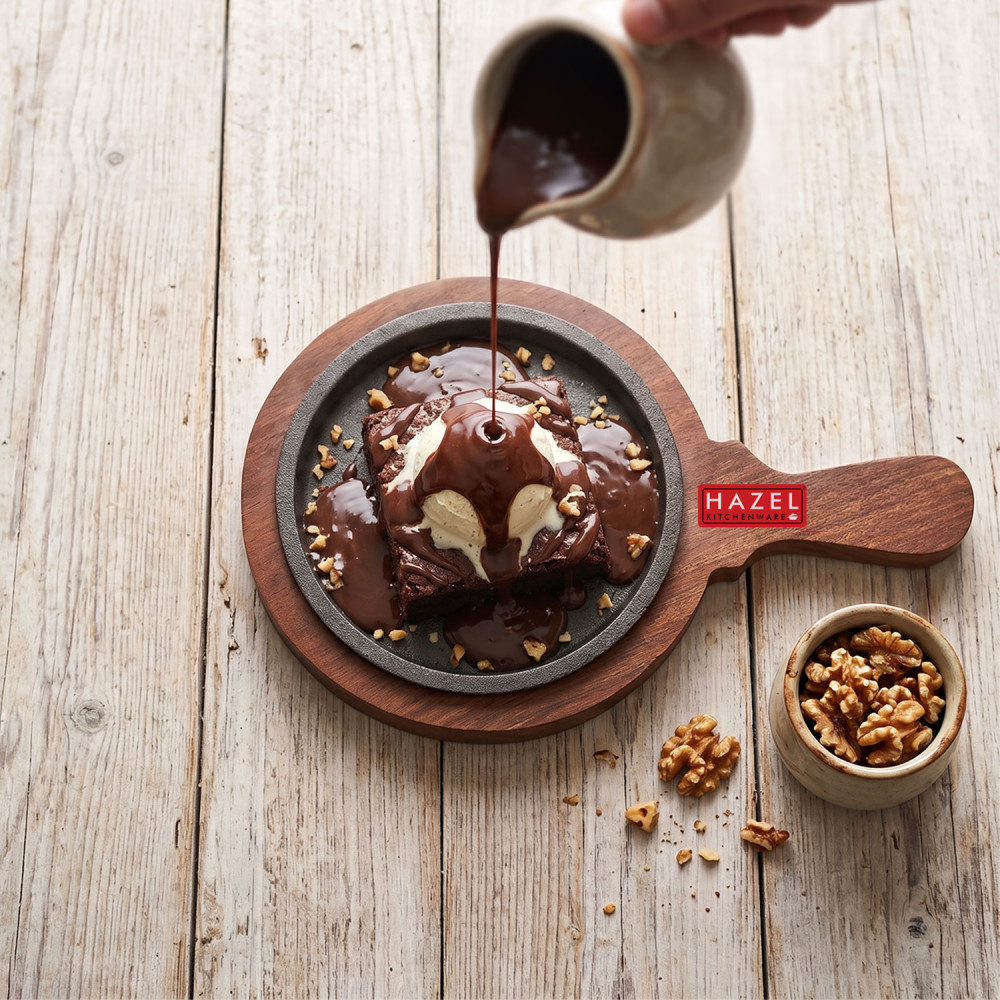 HAZEL Sizzling Brownie Sizzler Plate with Wodden Racket 5 inch Round
