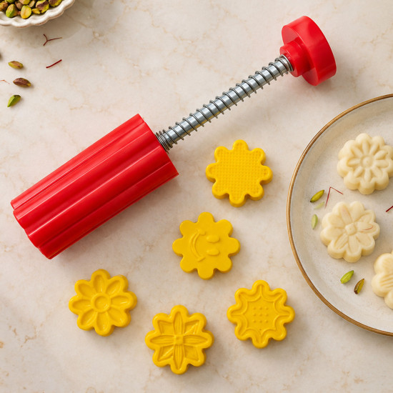 DS Flower Sweet Cutter, Multicolour Peda Mold